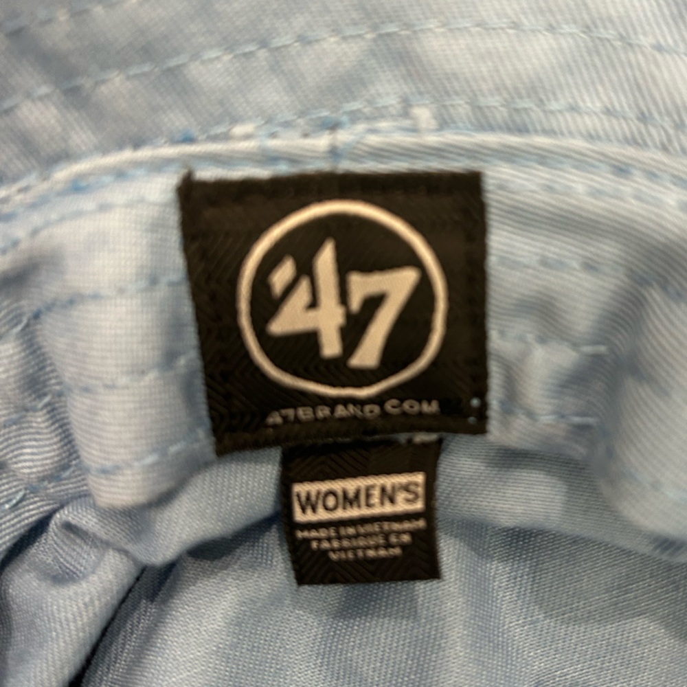 The Black Dog Blue Bucket Hat 47 Brand - Picture 2 of 2